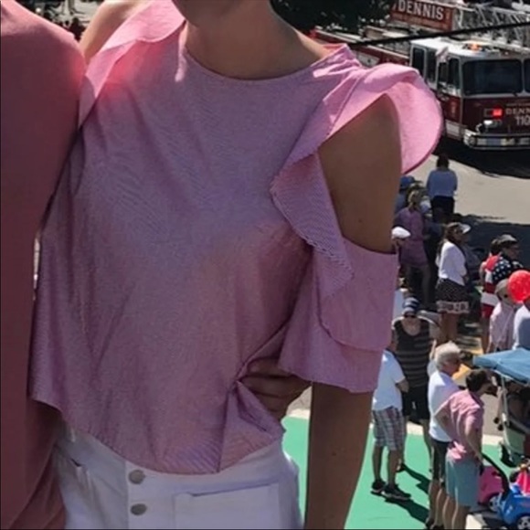 Club Monaco cold shoulder ruffle stripe top. - Picture 8 of 11